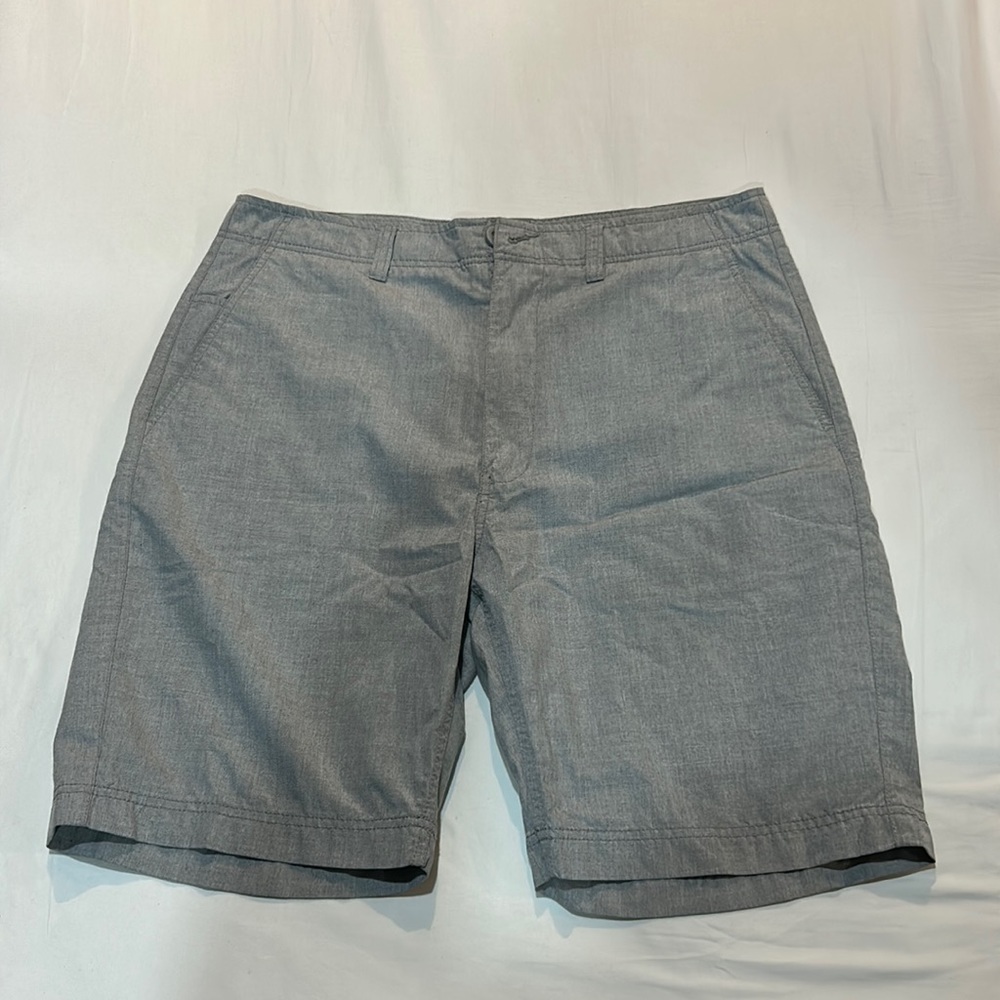 3 pairs of golf/work shorts